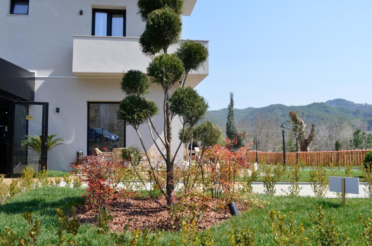 N'Peze Hotel Tirana Exterior foto